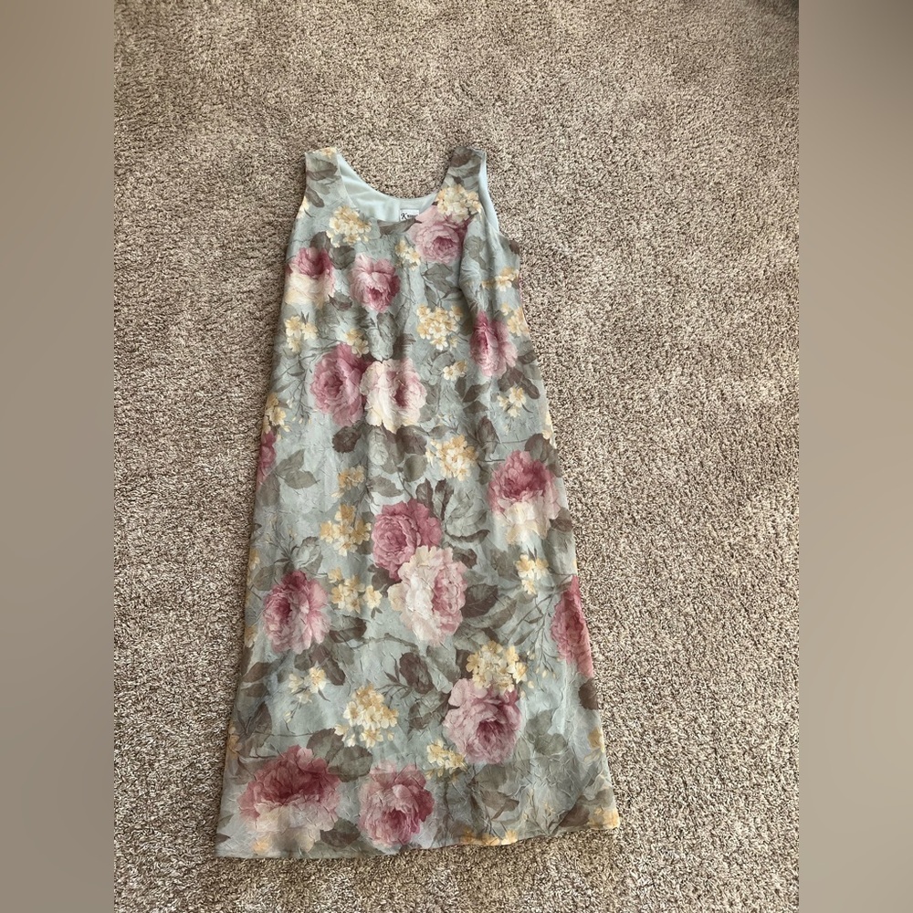 Floral Midi Dress in Sage green and floral 18W